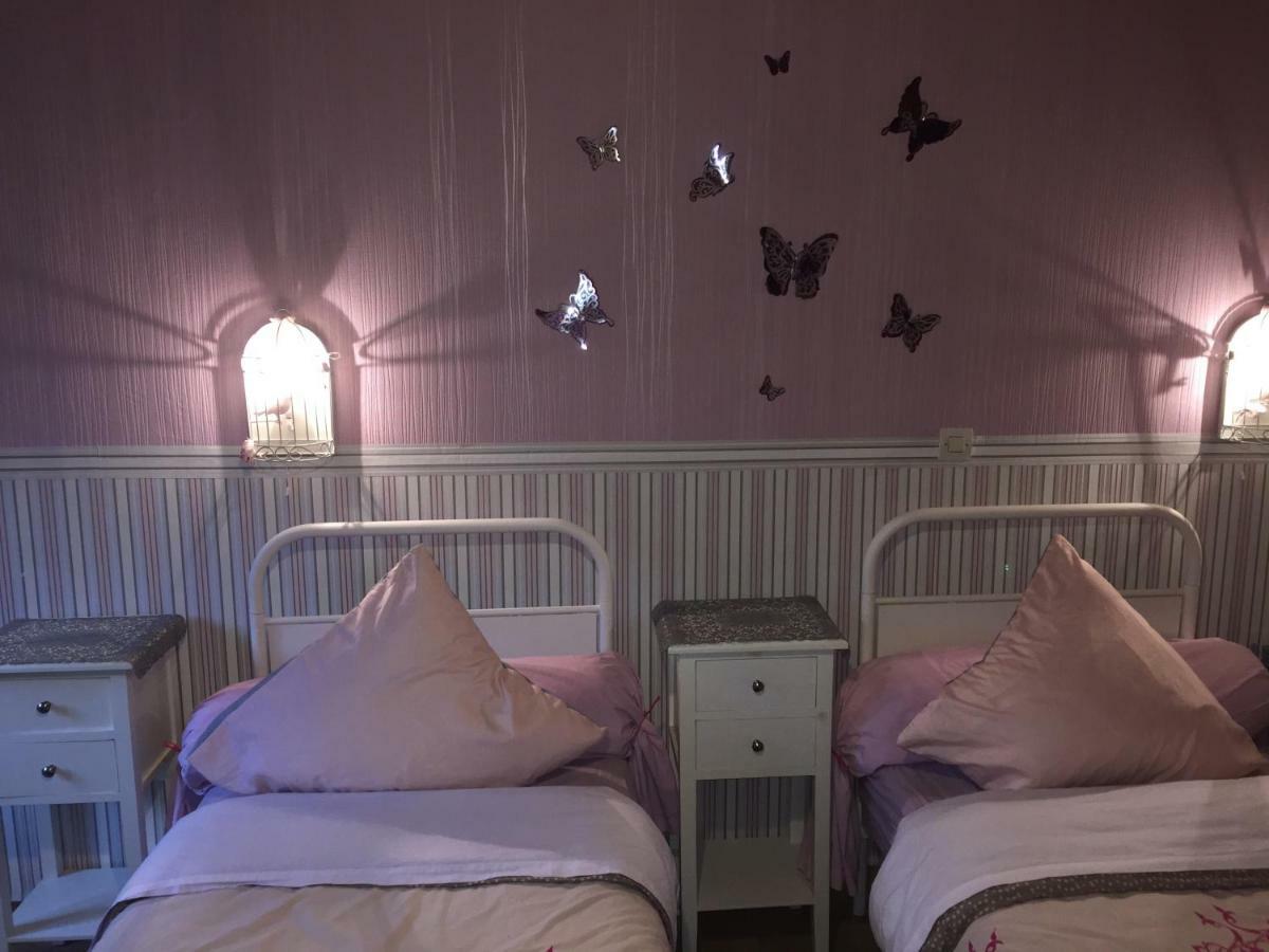 Bed and Breakfast Domaine Jeanne D'Arc Valhuon Екстер'єр фото