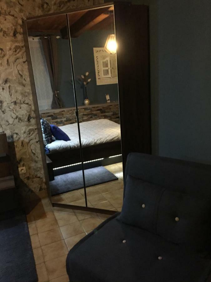 Bed and Breakfast Domaine Jeanne D'Arc Valhuon Екстер'єр фото